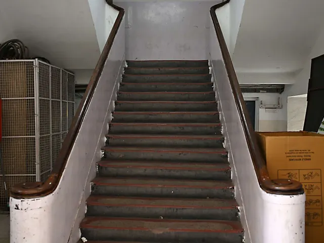 The stairs at Shri Daulatram Nopany Vidyalaya